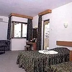 Dias Hotel