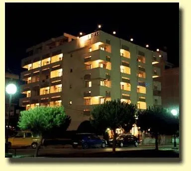 Dias Hotel 2*