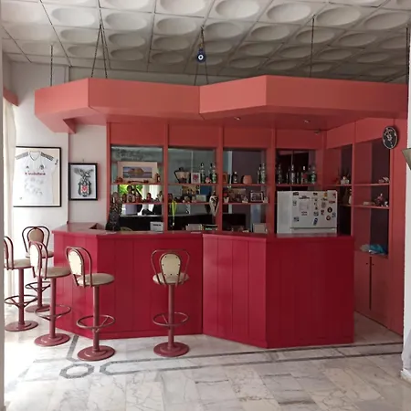 Hotel Dias 2*