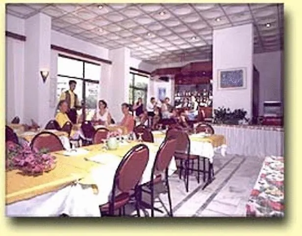 Dias