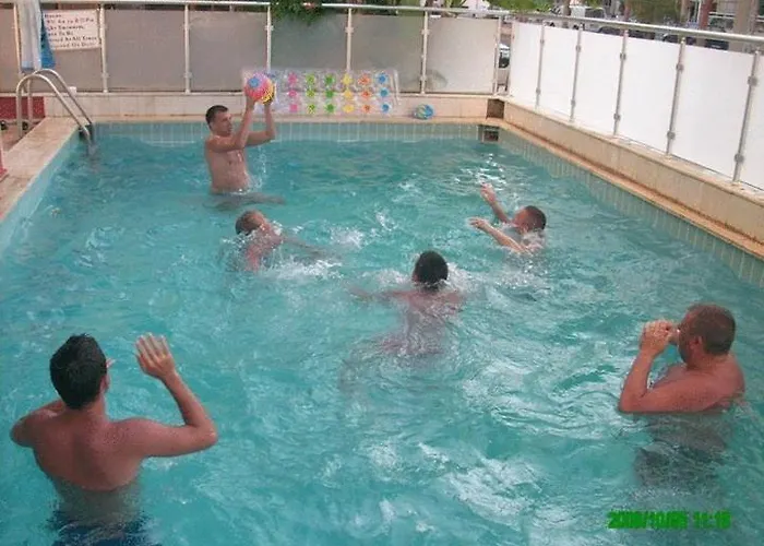 Hotell Dias 2*
