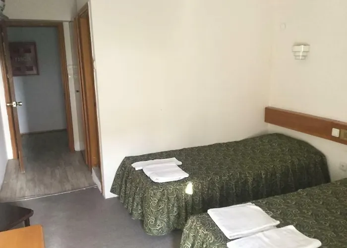 Dias Hotell 2*