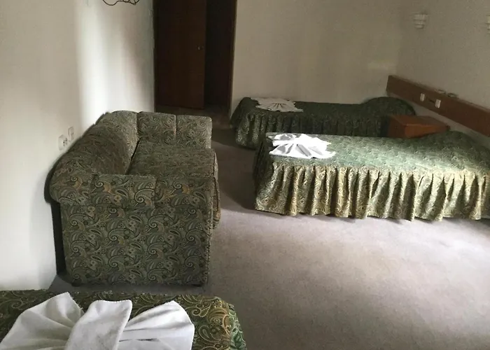 Hotell Dias 2*