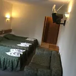 Dias Ξενοδοχείο Κουσάντασι