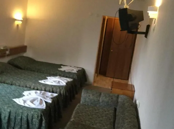 Dias מלון קוסדסי