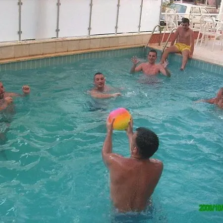 Dias Отель 2*
